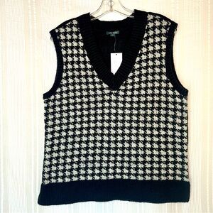 Wild Fable Houndstooth Sweater Vest, Sz L